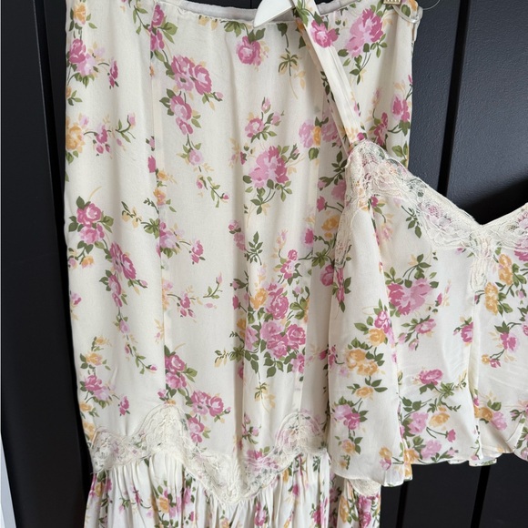 Reformation Floral Two-Piece Set with Lace Trim - Picture 3 of 5